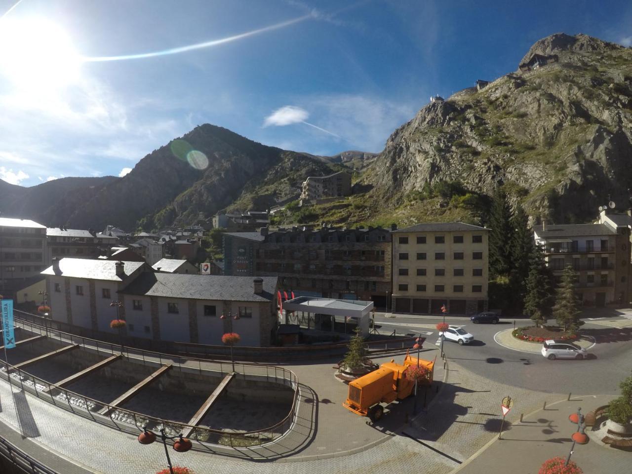 Apartamentos Turísticos Roc Del Castell Canillo Exterior foto